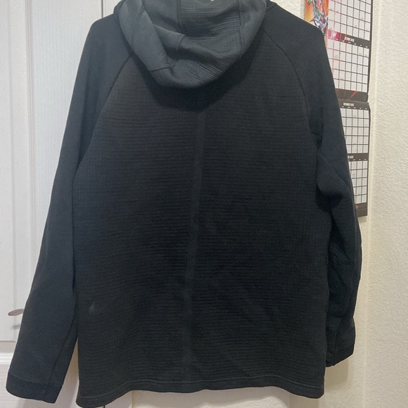 Nike Tech - Picture 2 of 4